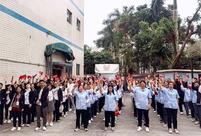 龍行龘龘,，前程朤朤丨雅香麗化妝用品（深圳）有限公司龍運(yùn)當(dāng)頭,，開工大吉！